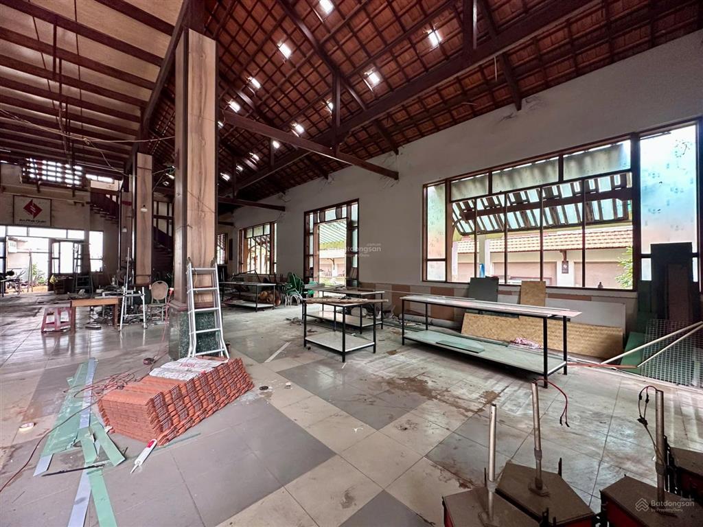 Cầm bán nhà đất 1860m2 (sổ riêng) ngay cầu bửu hoà, cách aeon mall tp đồng nai đang xây dựng