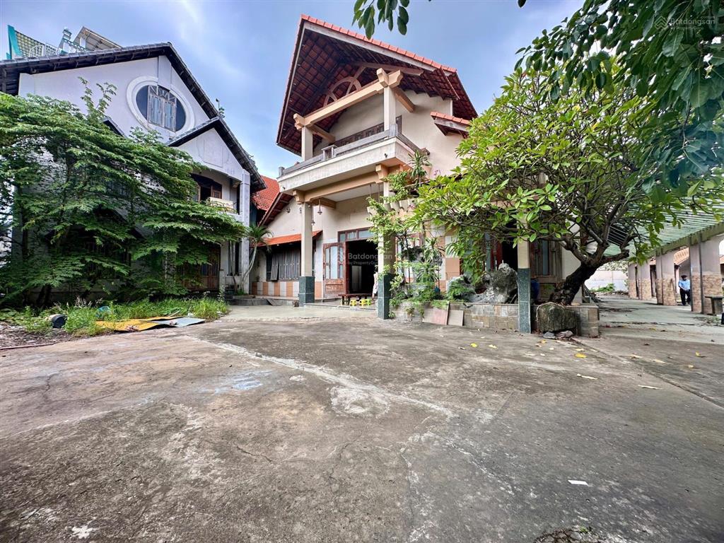 Cầm bán nhà đất 1860m2 (sổ riêng) ngay cầu bửu hoà, cách aeon mall tp đồng nai đang xây dựng