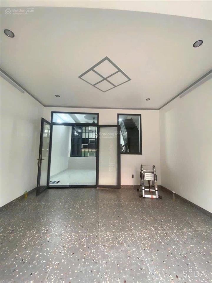Bán nhà 1 trệt 1 lầu , sổ riêng 80m2 , đường xe tải , gần chợ đồn . bửu hoà
