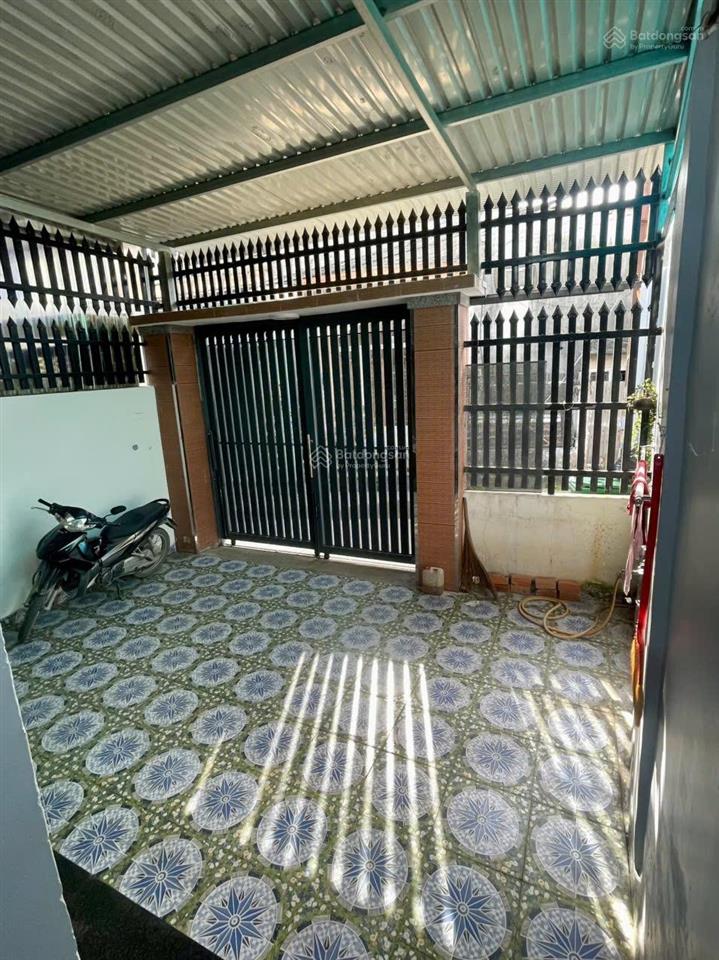 Bán nhà 1 trệt 1 lầu ( sổ riêng 94m2 ) gần đường bùi hữu nghĩa 30 mét , gần chợ , gần chung cư