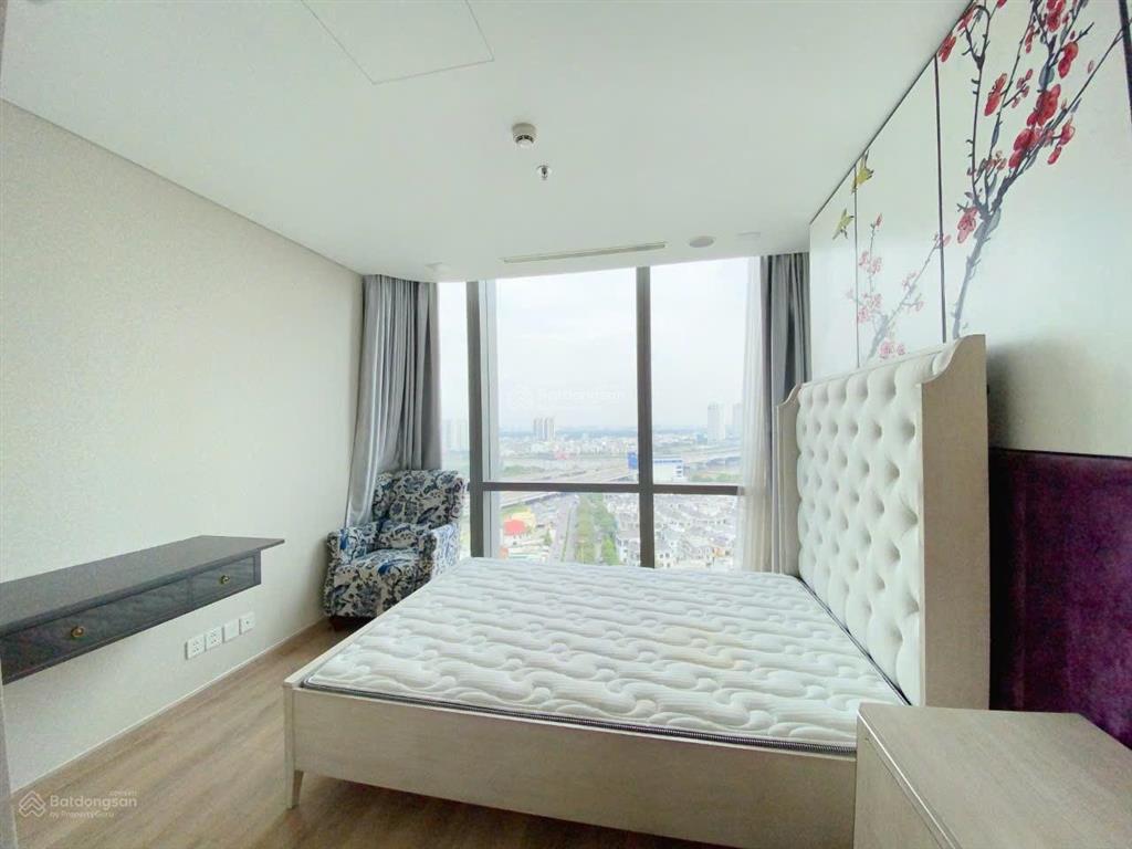 Cho thuê căn hộ giá tốt, 3pn2wc nội thất cao cấp view trực diện cầu sài gòn 50tr/tháng