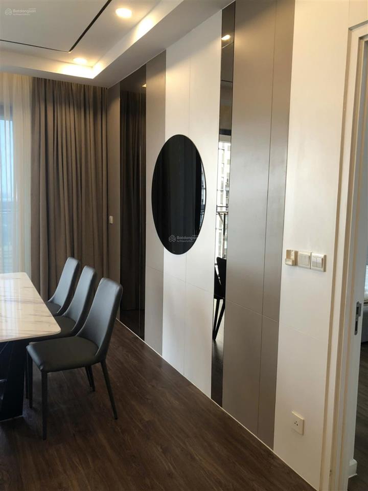 Bán căn hộ 3pn2wc lầu cao estella heights căn góc view thoáng giá tốt 20 tỷ
