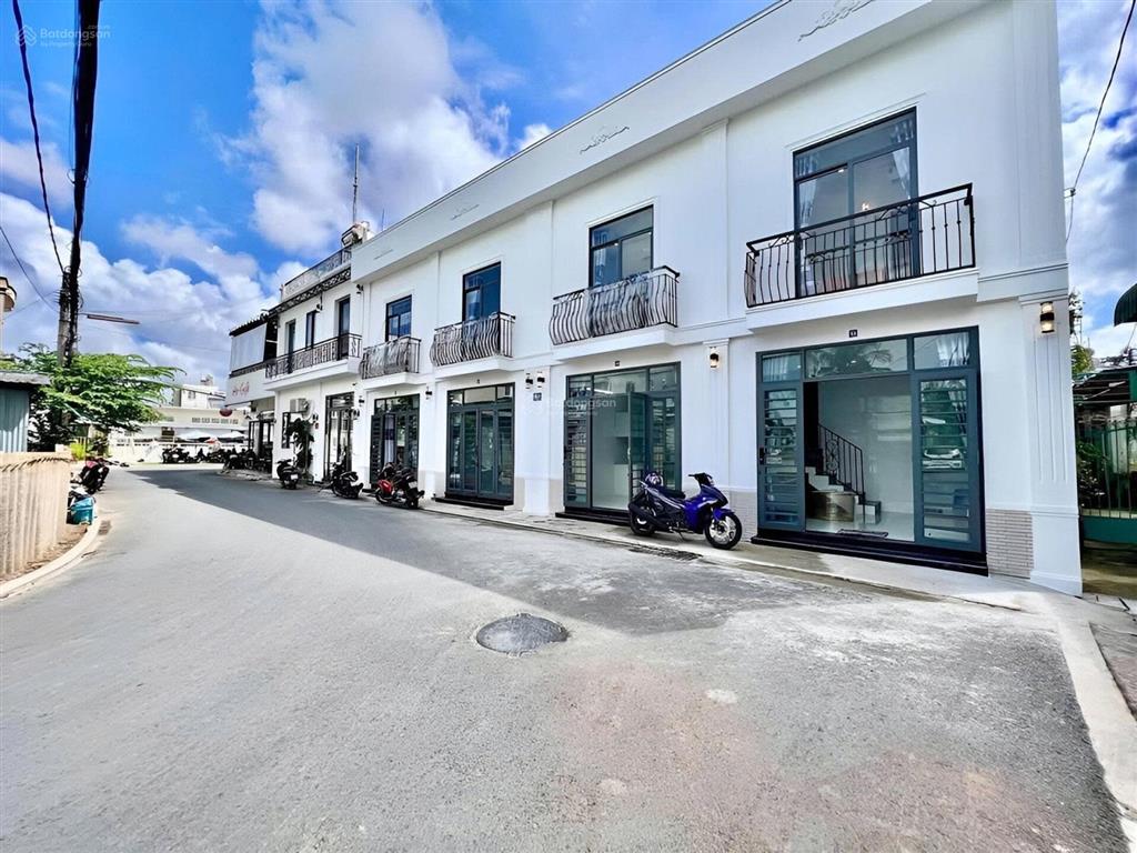 Tôi chính chủ cần bán căn nhà 800tr sổ hồng đầy đủ , đường lê văn khương q12 ngay nhà máy bia