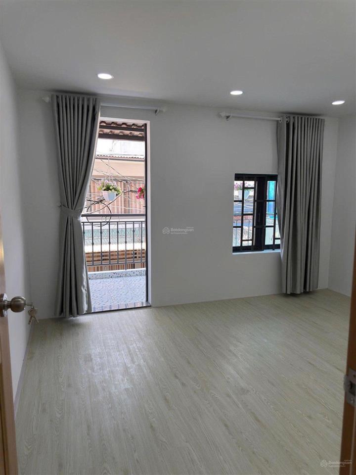 Tôi chính chủ bán căn nhà giá 1 tỷ 190 triệu sổ đầy đủ, ngay dương thị mười q12