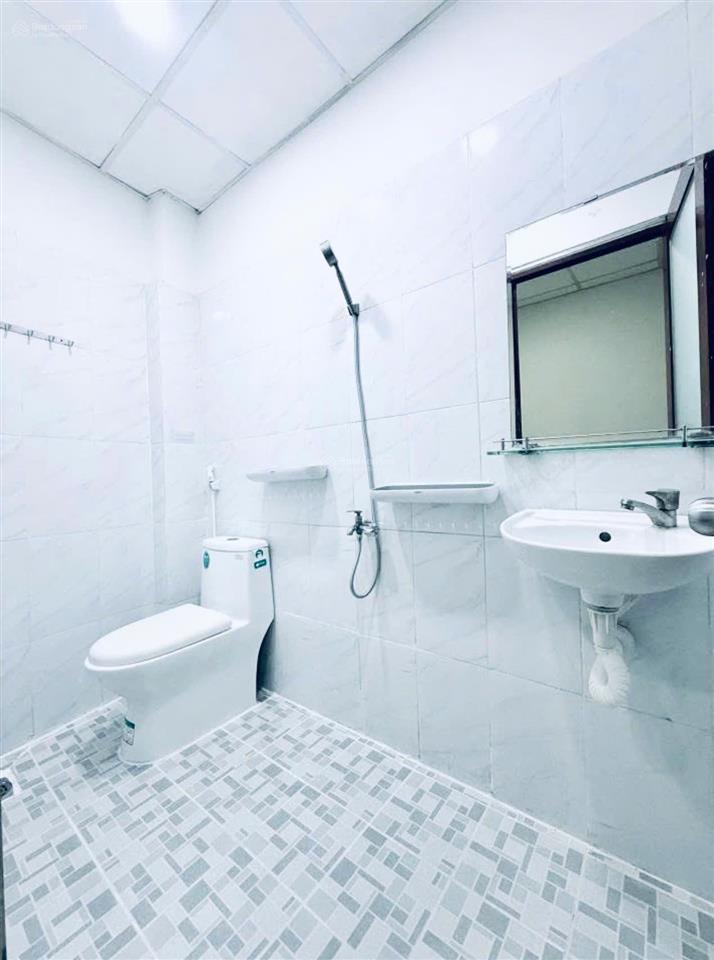Nhà mới xây giá chỉ 600tr ngay chợ hiệp thành , hỗ trợ anh chị tài chính thấp