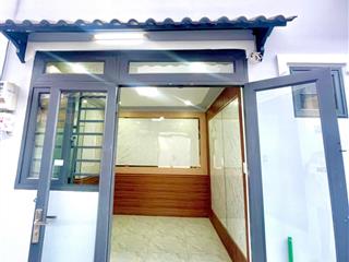 Nhà ngay cầu vượt quang trung q12 4x8 giá 600tr, được giữ sổ chính