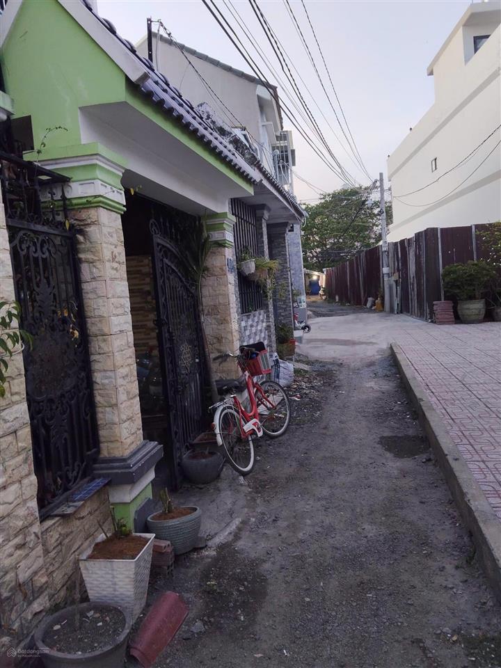 Bán nhà sổ hồng riêng tại đường tân liêm, 6,2 tỷ, 83m2, 4pn, 2wc, chính chủ bán (gần chợ phú lạc)