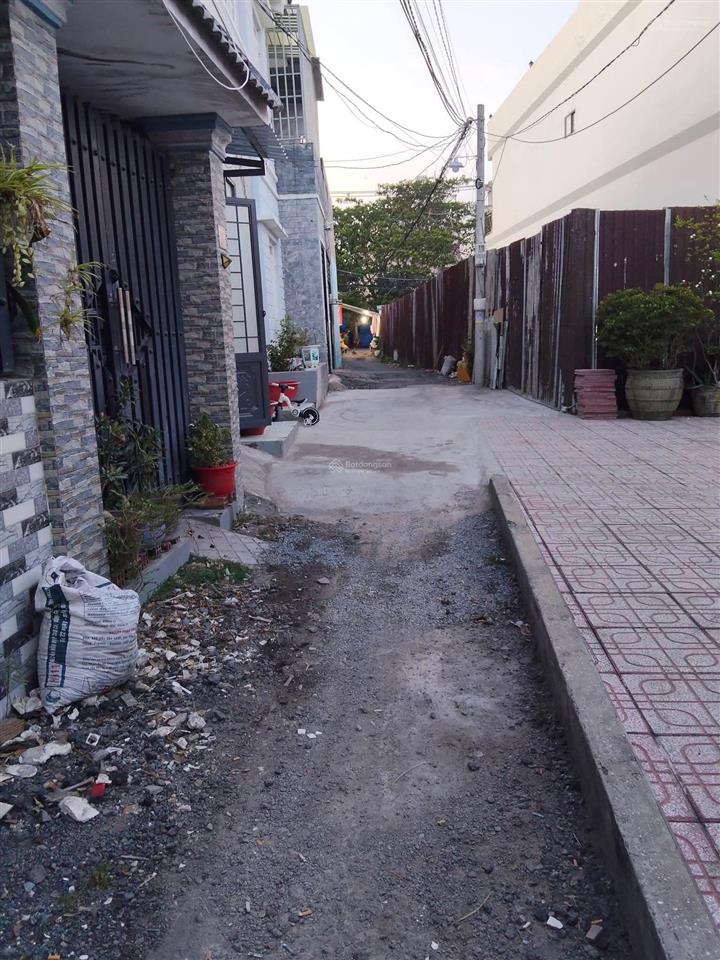Bán nhà sổ hồng riêng tại đường tân liêm, 6,2 tỷ, 83m2, 4pn, 2wc, chính chủ bán (gần chợ phú lạc)