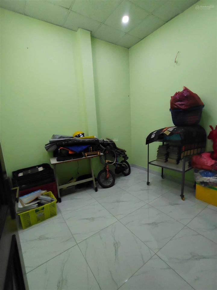 Bán nhà sổ hồng riêng tại đường tân liêm, 6,2 tỷ, 83m2, 4pn, 2wc, chính chủ bán (gần chợ phú lạc)