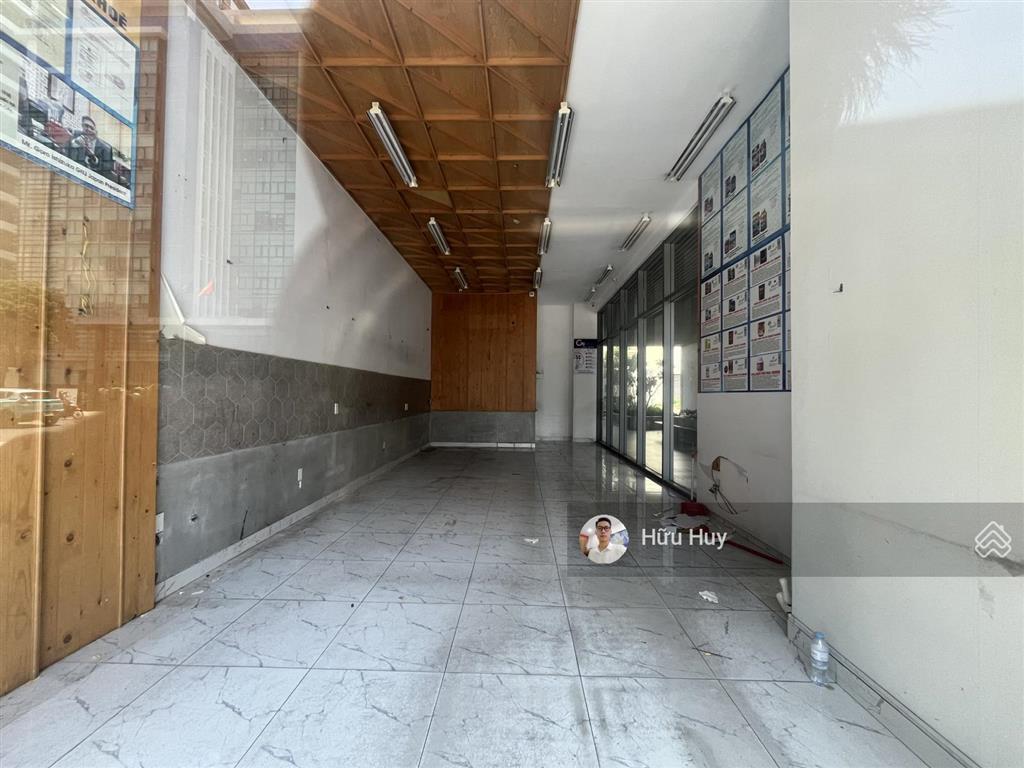 Căn hộ hiếm  cho thuê shophouse 50m² tại the botanica mặt tiền phổ quang, sầm uất kinh doanh tốt