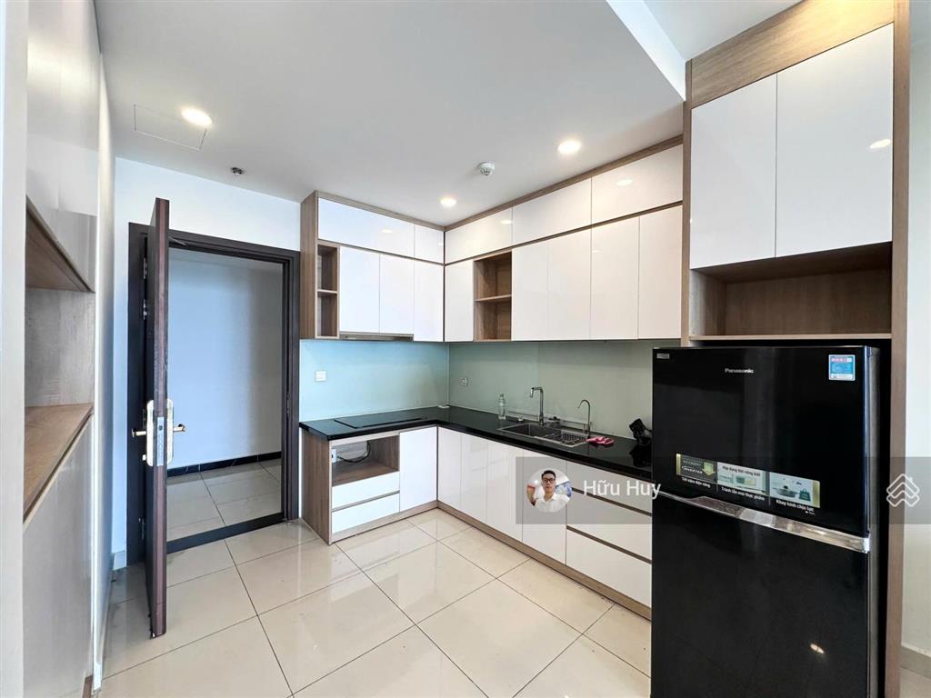 Nhà y hình, cho thuê 3pn 2wc 85m2 full nt chỉ 20tr/th tại golden mansion phú nhuận, gần sân bay tsn