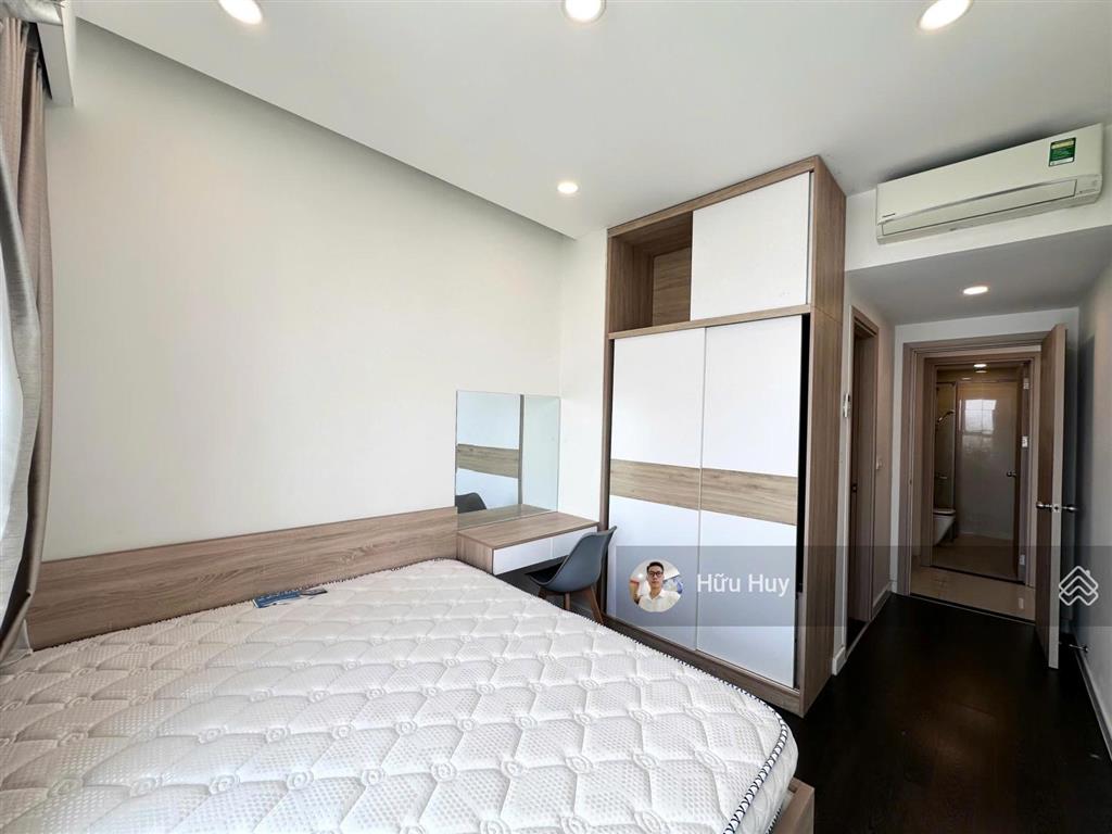 Nhà y hình, cho thuê 3pn 2wc 85m2 full nt chỉ 20tr/th tại golden mansion phú nhuận, gần sân bay tsn
