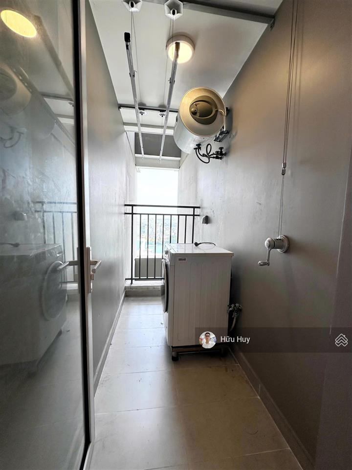Nhà y hình, cho thuê 3pn 2wc 85m2 full nt chỉ 20tr/th tại golden mansion phú nhuận, gần sân bay tsn