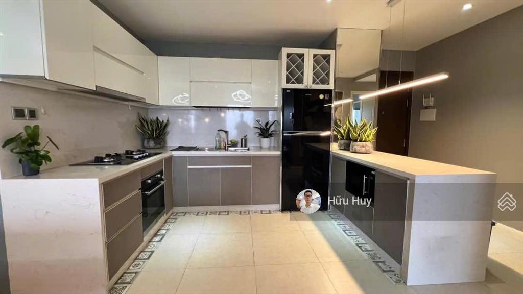 Nhà y hình, cho thuê 3pn 2wc 88m2 full nt chỉ 22tr/tháng tại garden gate cạnh công viên gia định