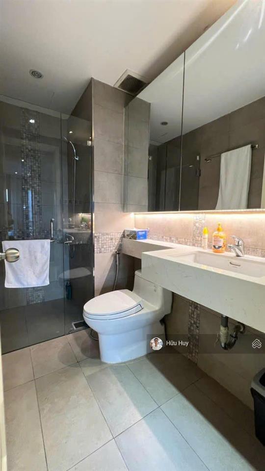 Nhà y hình, cho thuê 3pn 2wc 88m2 full nt chỉ 22tr/tháng tại garden gate cạnh công viên gia định