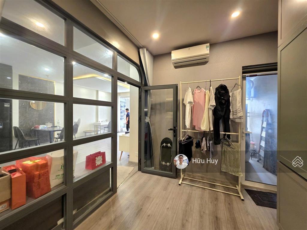 Đúng hình, giá 14,5tr/tháng golden mansion, 2pn 1wc full nt 57m2 vào ở liền novaland khu sân bay