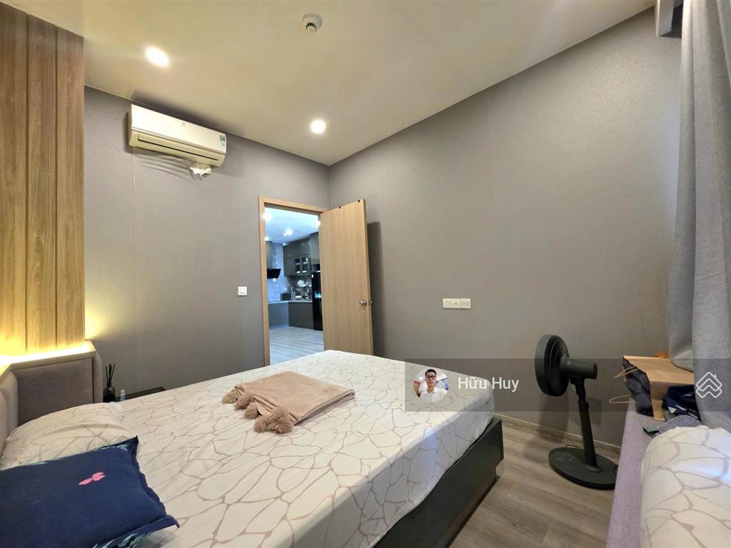 Đúng hình, giá 14,5tr/tháng golden mansion, 2pn 1wc full nt 57m2 vào ở liền novaland khu sân bay