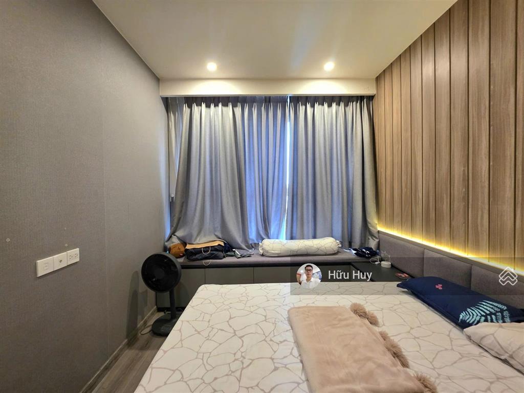 Đúng hình, giá 14,5tr/tháng golden mansion, 2pn 1wc full nt 57m2 vào ở liền novaland khu sân bay