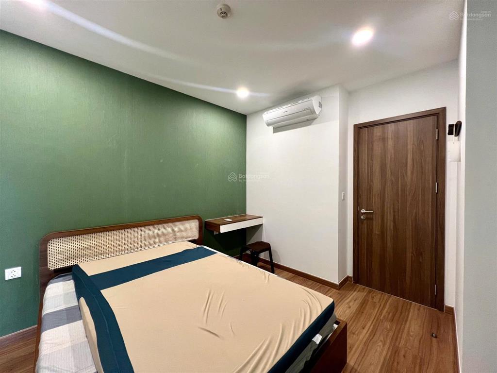 [eco green] cho thuê căn 2pn 1wc  full nt  view q1 và landmark. có thể vào ở trong tháng 5