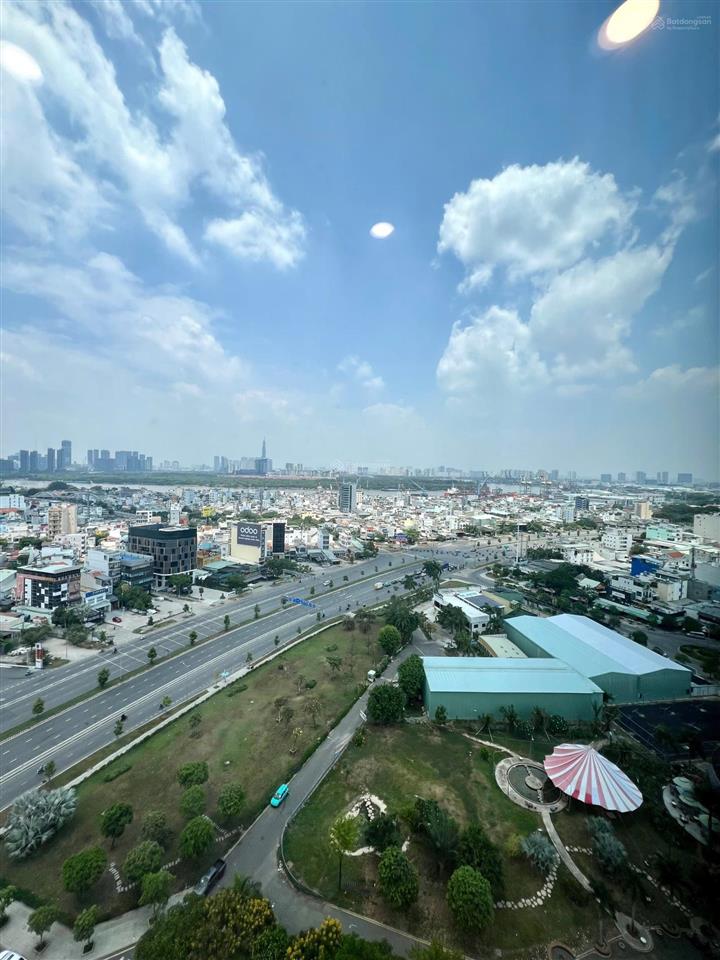 [eco green] cho thuê căn 2pn 1wc  full nt  view q1 và landmark. có thể vào ở trong tháng 5