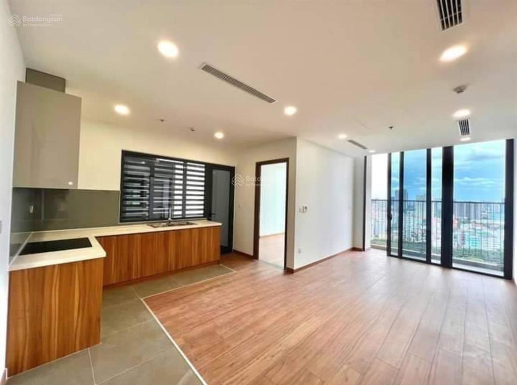 Eco green q7  bán căn 2pn 2wc toà mới hr3  tầng cao view thoáng ko chắn