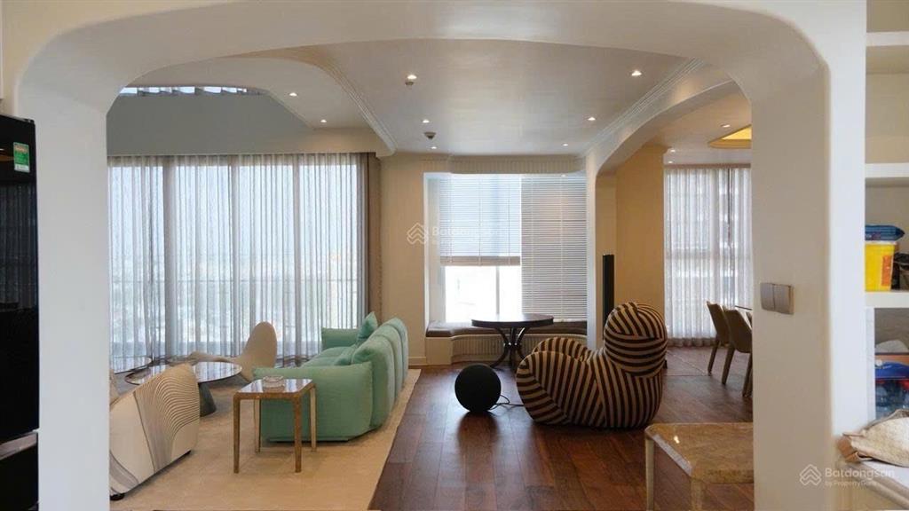Q2 thảo điền  cho thuê penthouse 400m2  full nội thất cao cấp  thang máy riêng  view sông