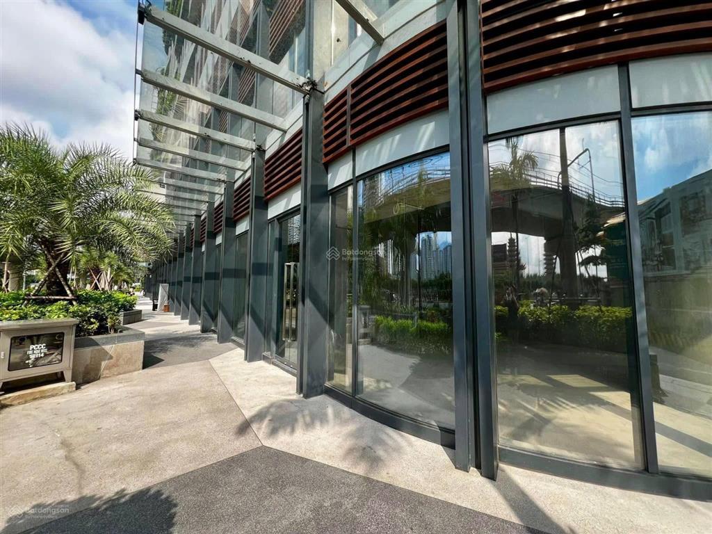 Lumiere riverside | cho thuê shophouse góc vòng cung  1 căn hiếm có  diện tích lớn
