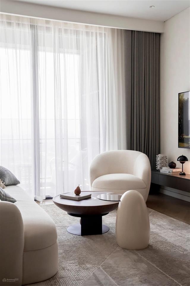 Lumiere riverside | cho thuê căn 3pn đập thông thành 2pn 96m2 | nội thất cao cấp 70tr thương lượng