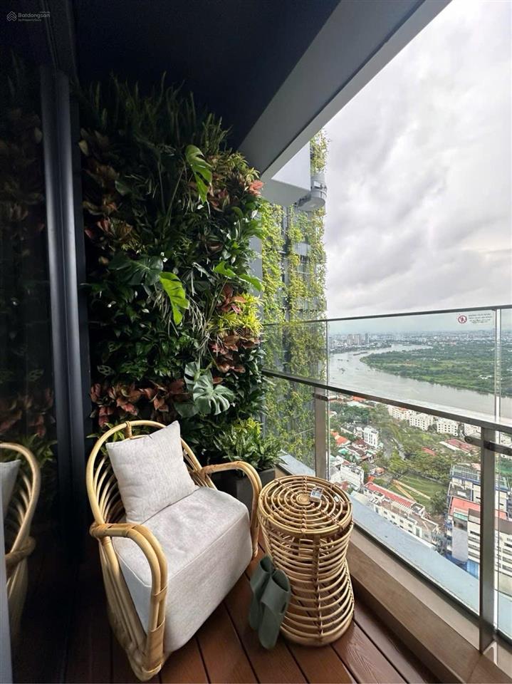 Lumiere riverside | cho thuê căn 3pn đập thông thành 2pn 96m2 | nội thất cao cấp 70tr thương lượng
