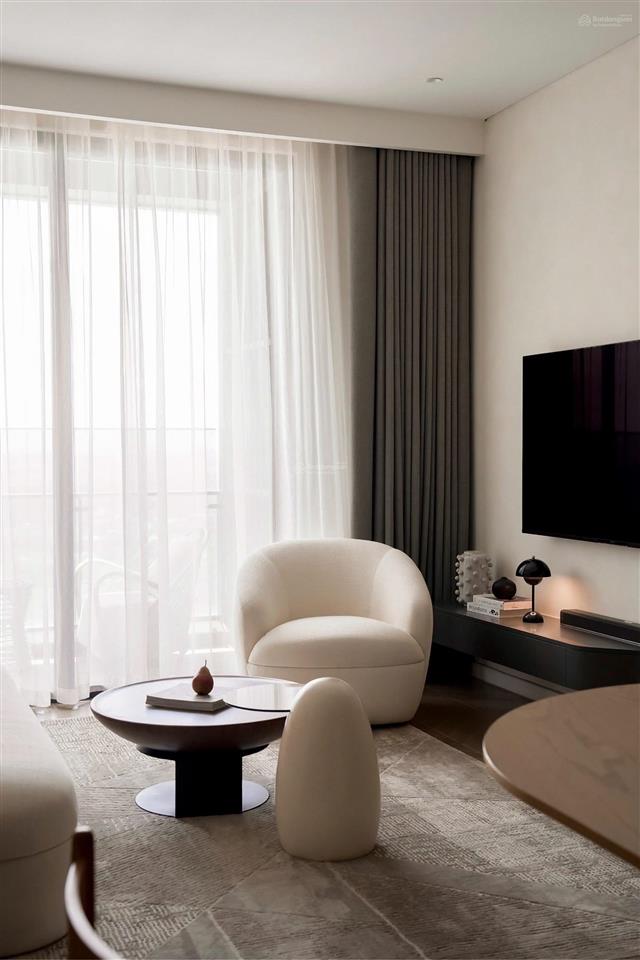 Lumiere riverside | cho thuê căn 3pn đập thông thành 2pn 96m2 | nội thất cao cấp 70tr thương lượng