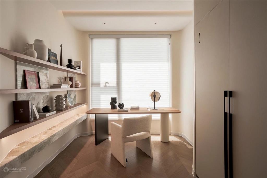 Lumiere riverside | cho thuê căn 3pn đập thông thành 2pn 96m2 | nội thất cao cấp 70tr thương lượng