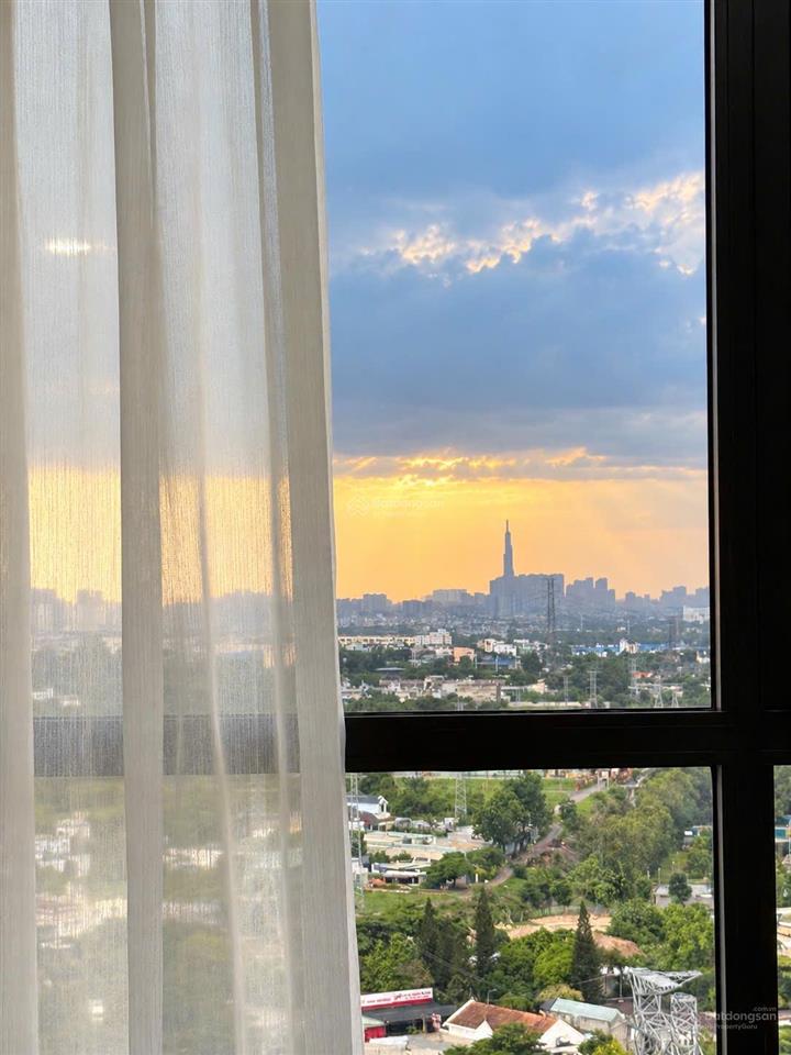 Chính chủ cho thuê căn 2pn 2wc  nhà mới làm nội thất cao cấp như hình  view landmark 81
