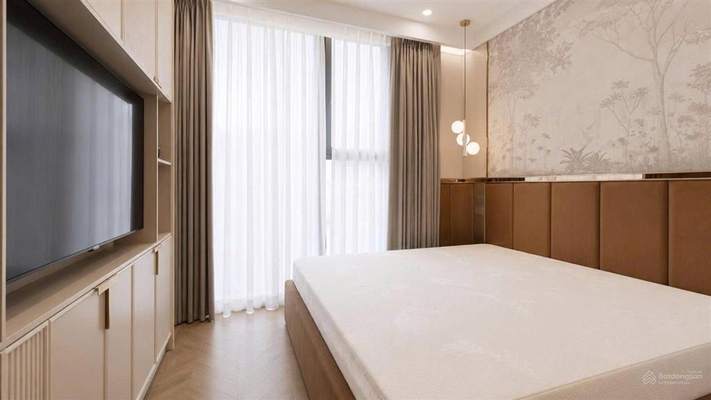 Lumiere riverside  cho thuê 3pn 2wc diện tích lớn 101m2  full nt 57tr/tháng