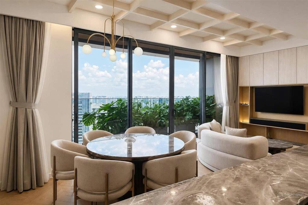 Lumiere riverside  cho thuê 3pn 2wc diện tích lớn 101m2  full nt 57tr/tháng