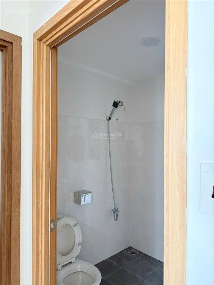 Bán căn 2 pn nhà mới đẹp view đẹp dọn vào ở ngay giá chỉ 2tỷ4 dt 74m2 nằm trên trục quốc lộ 13