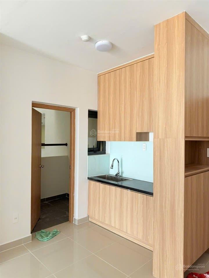 Bán căn 2 pn nhà mới đẹp view đẹp dọn vào ở ngay giá chỉ 2tỷ4 dt 74m2 nằm trên trục quốc lộ 13