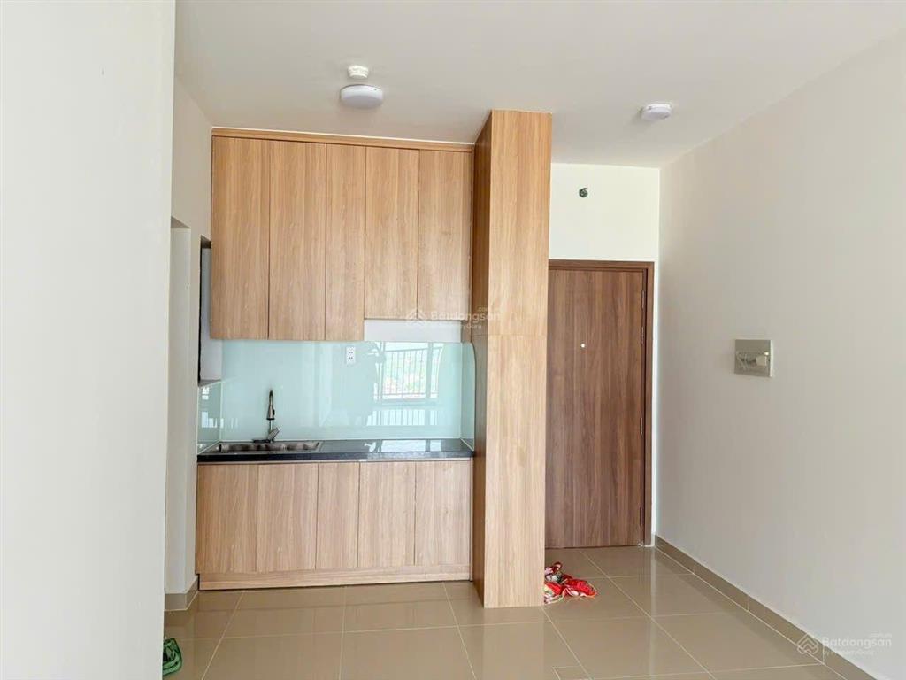 Bán căn 2 pn nhà mới đẹp view đẹp dọn vào ở ngay giá chỉ 2tỷ4 dt 74m2 nằm trên trục quốc lộ 13
