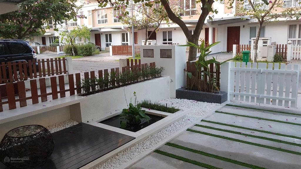 Bán căn nhà phố eco xuân full nội thất đẹp dọn ở ngay giá 7ty sát lotte mart trên trục quốc lộ 13