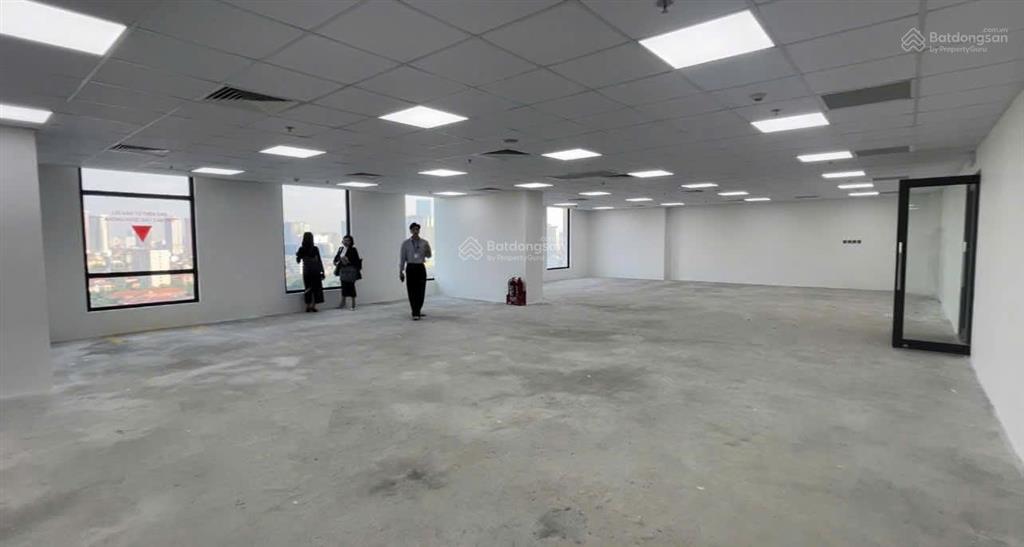 Bán vp hạng a 55tr/m2 rox tower goldmark city 136 htm.  0936 253 *** để biết thêm thông tin