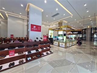 Chỉ 1.3 tỷ nhận luôn mặt bằng 66m2 tại tttm rox tower goldmark city.  0936 253 *** để xem mb