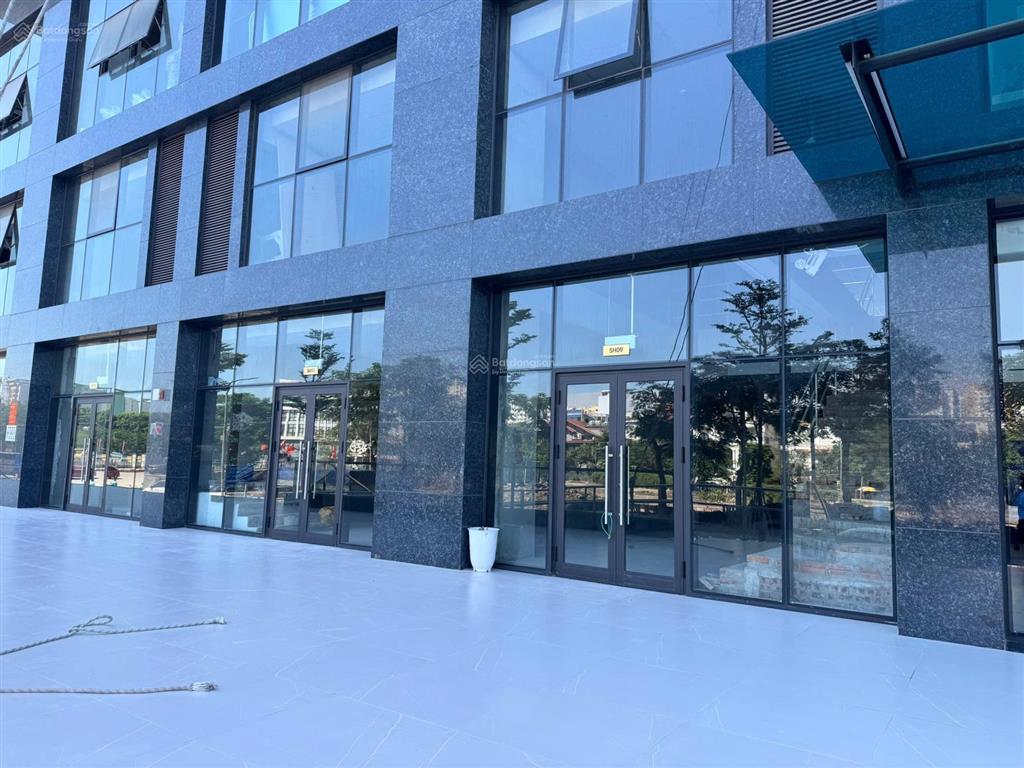Cho thuê nhanh 150m mb kinh doanh shophous tầng 1 toà bluegem tower giá 45tr.  0936 253 *** xem mb