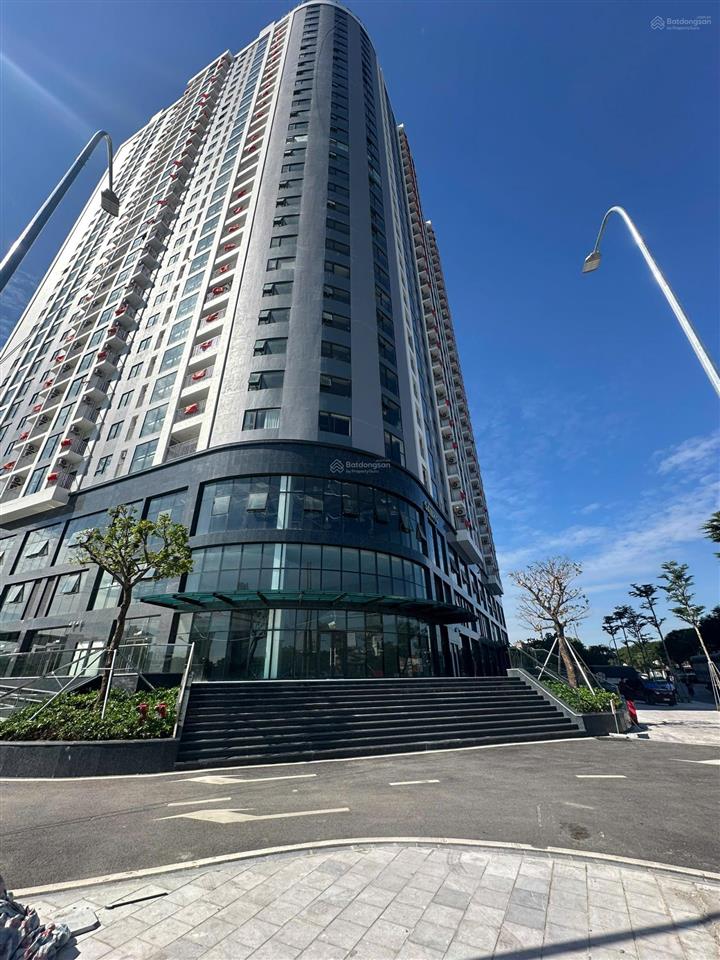 Cho thuê mb kd shop tầng 1 toà nhà bluegem tower 153m mặt tiền 17m giá 46tr/tháng.  0936 253 ***
