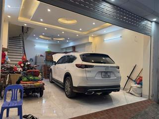 Bán nhà việt hưnglong biên  nhà dân xây 3 thoáng  gara ô tô ngủ trong nhà 55m 5tầng mặt tiền 5m5