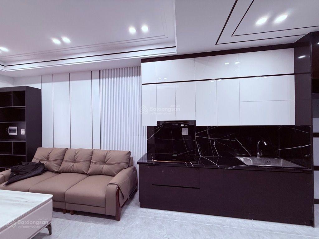 Bán nhà ngõ 68 ngọc thuỵ,lb 48m 5tầng thang máyfull nội thấtô tô ngay sát nhà nhỉnh 9tỷ