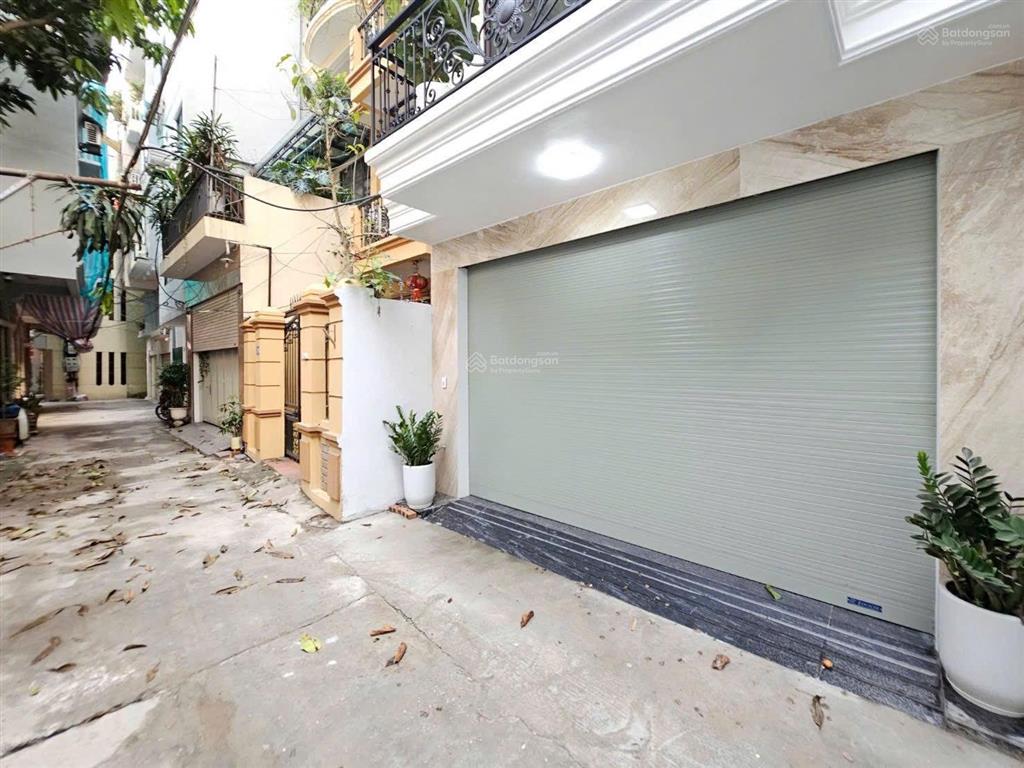 Bán nhà ngọc lâm thông nguyễn văn cừ,lb 82m 6tầng,full nội thất,ô tô ngủ trong nhà,6phòng ngủ rộng