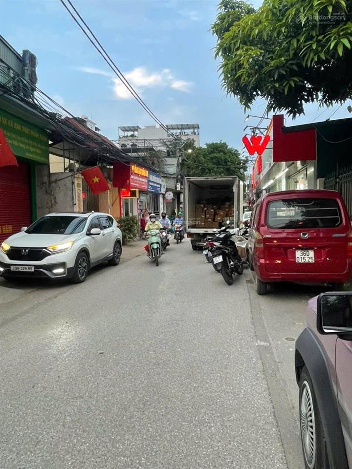 Bán đất vàng 206 cổ linhtrung tâm phát triển mạnh nhất long biên50m mặt tiền 8m5 siêu hiếm