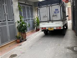 Bán nhà ngọc thụy, long biên 40m 5 tầng, ô tô tải qua nhà, sát đường 40m giá đẹp chỉ 8,x tỷ