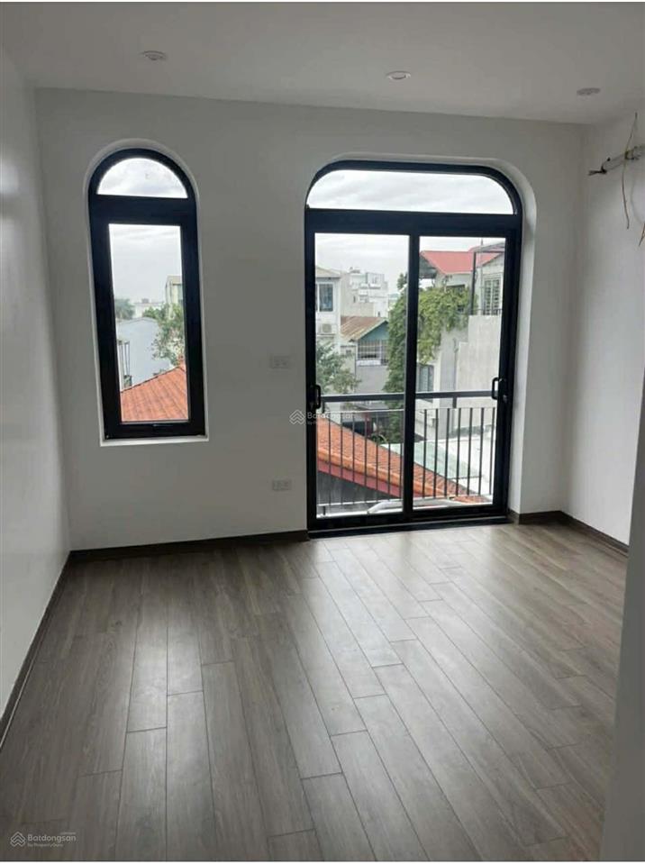 Chủ hạ sốc 500 triệu nhà mới tinh ngọc thụy, long biên  5 tầng, ô tô tải vào sát nhà