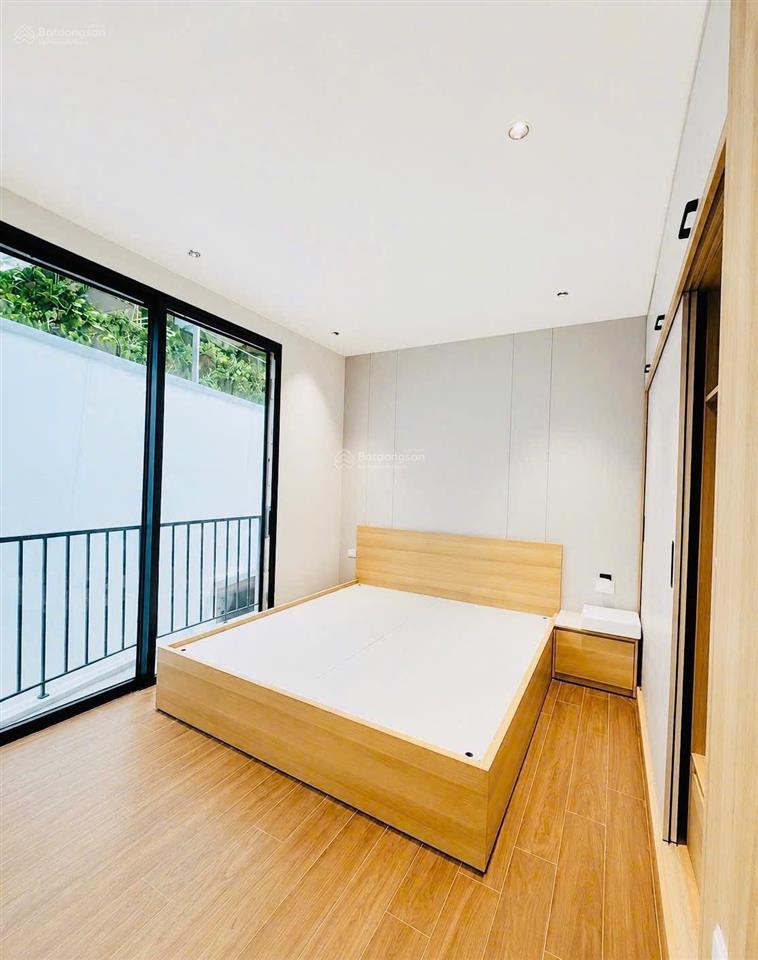 Bán nhà mới tinh ngọc thụy 40m 6 tầng  thang máy ô tô đỗ cửa giá chỉ nhỉnh 9 tỷ