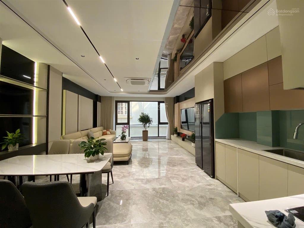 Bán nhà khu vip gia thụy nguyễn văn cừ 50m 6 tầng thang máy gara ô tô full nội thất